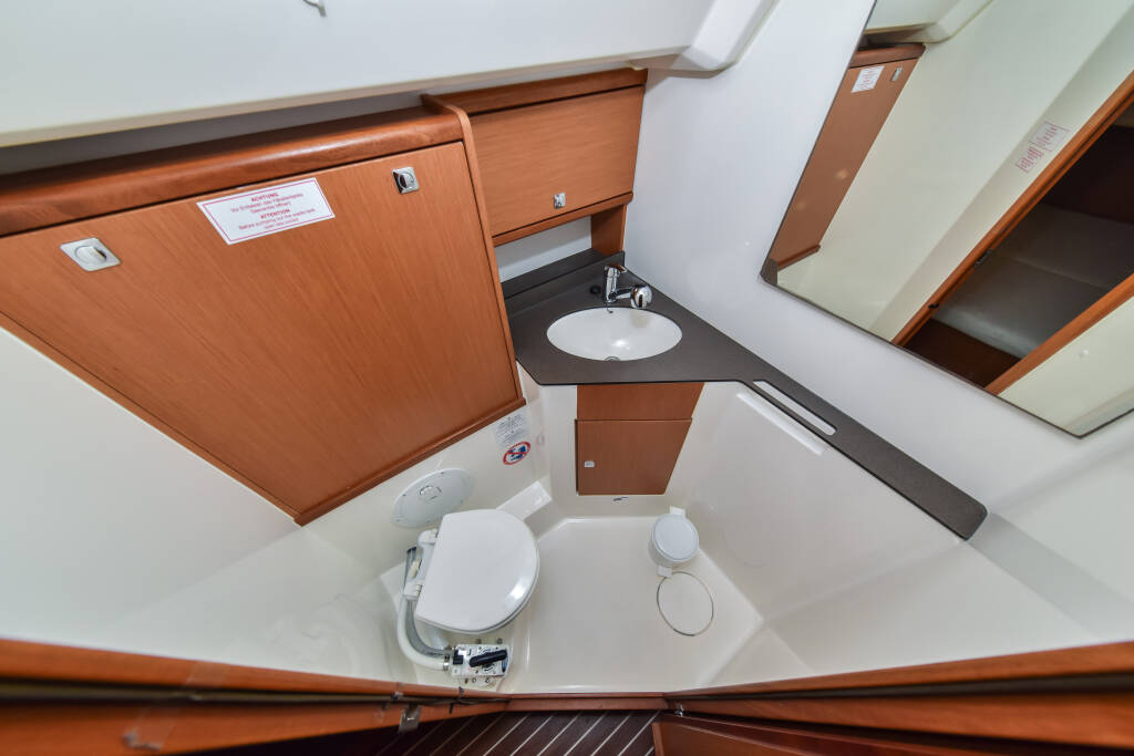 Bavaria Cruiser 46 SIX BAG