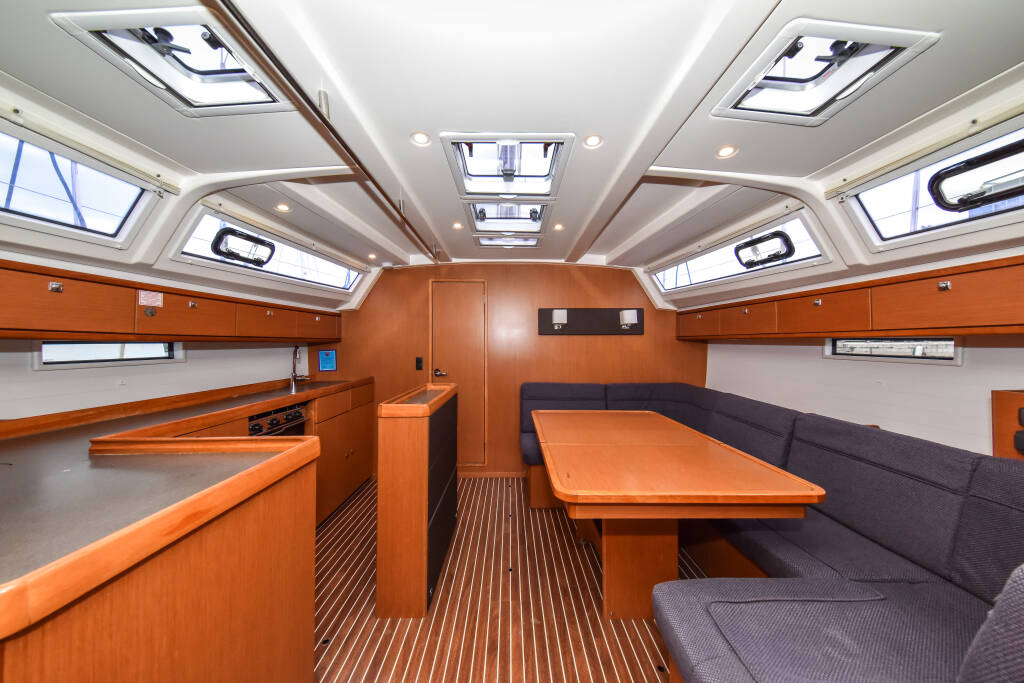 Bavaria Cruiser 46 SIX BAG