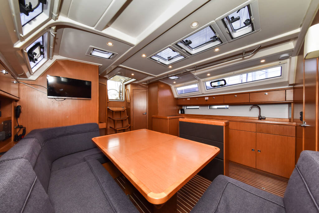 Bavaria Cruiser 46 SIX BAG