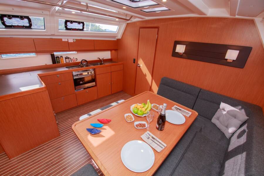 Bavaria Cruiser 46 Jenga