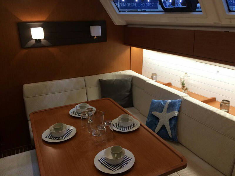Bavaria Cruiser 46  Vittoria