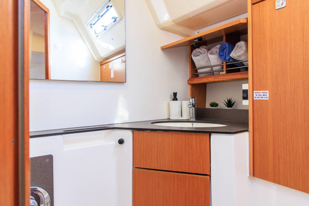 Bavaria Cruiser 46 Kyveli