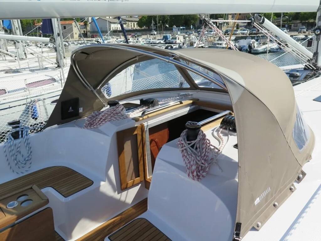 Bavaria Cruiser 46 Existes
