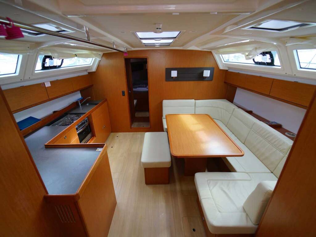 Bavaria Cruiser 46 Sail la Vie