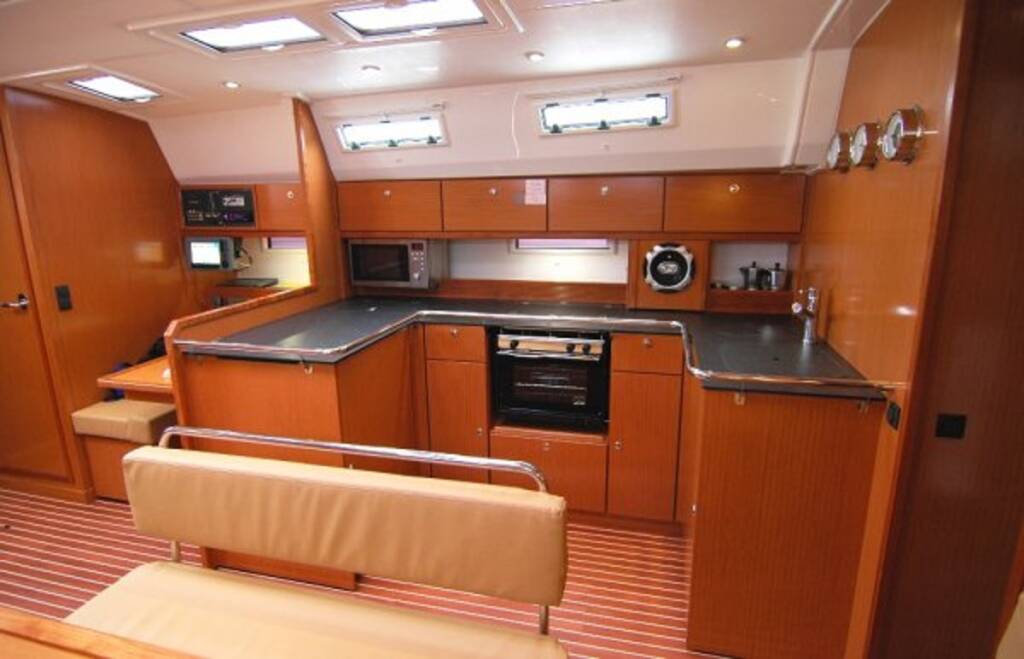 Bavaria Cruiser 50 Zaurak