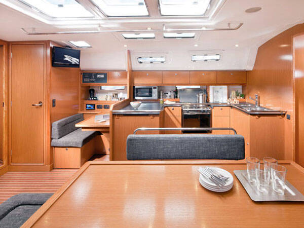 Bavaria Cruiser 50 Fija