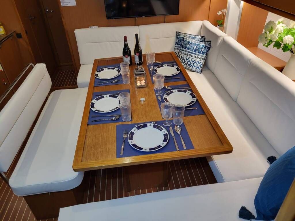 Bavaria Cruiser 50 Bela Vila