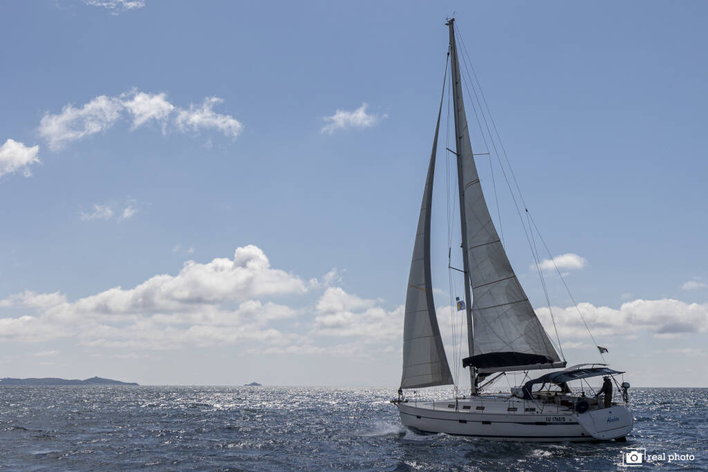 Bavaria Cruiser 50 Aladar - Solar Panel
