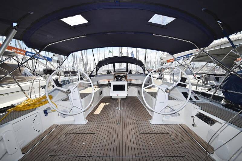 Bavaria Cruiser 51 