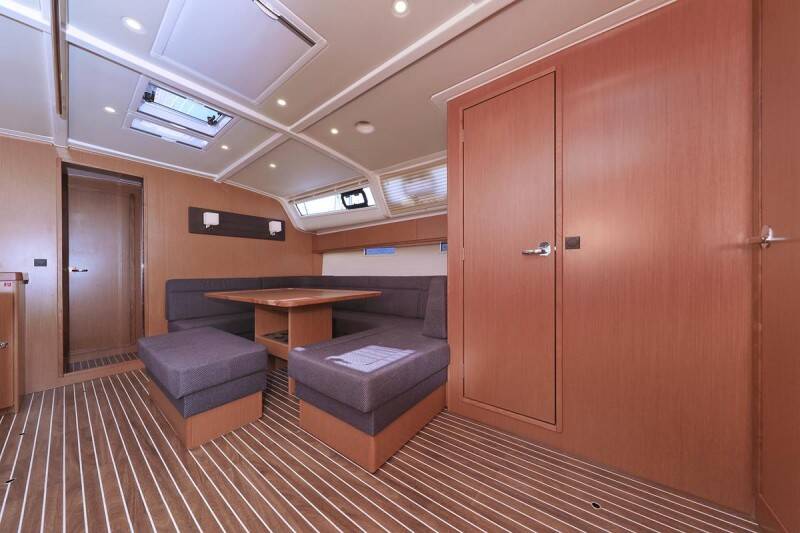 Bavaria Cruiser 51 