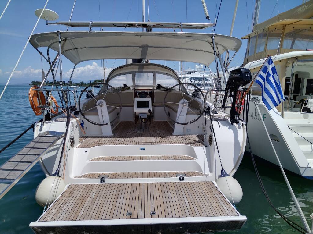 Bavaria Cruiser 51 Gin Tonic
