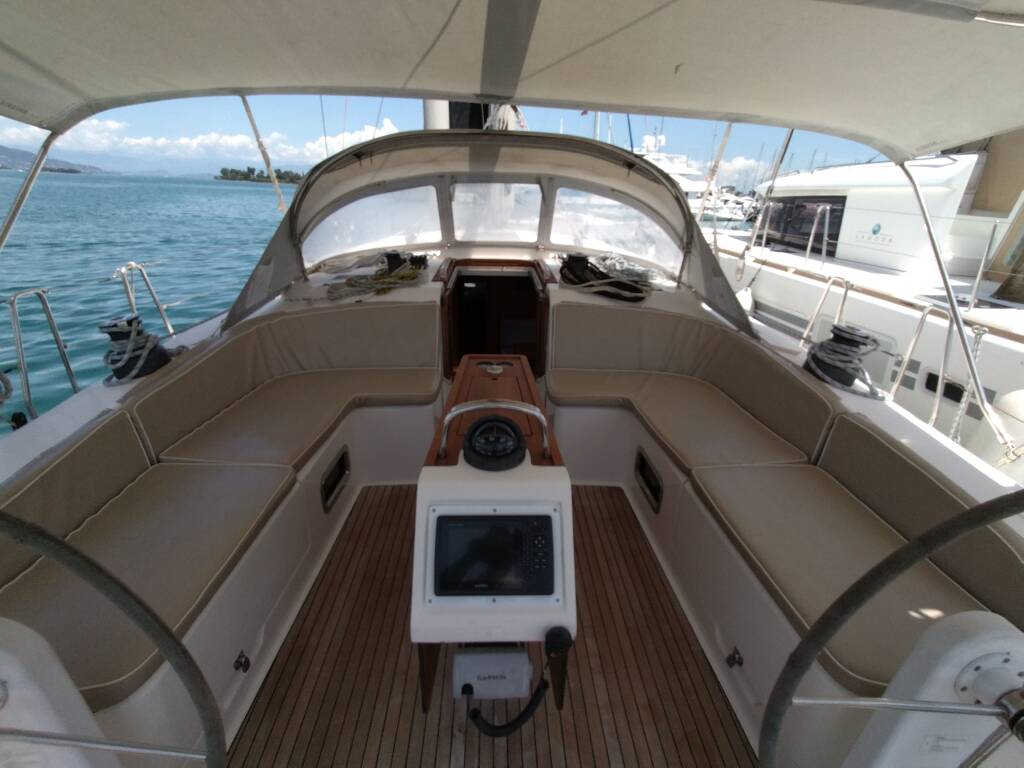 Bavaria Cruiser 51 Gin Tonic