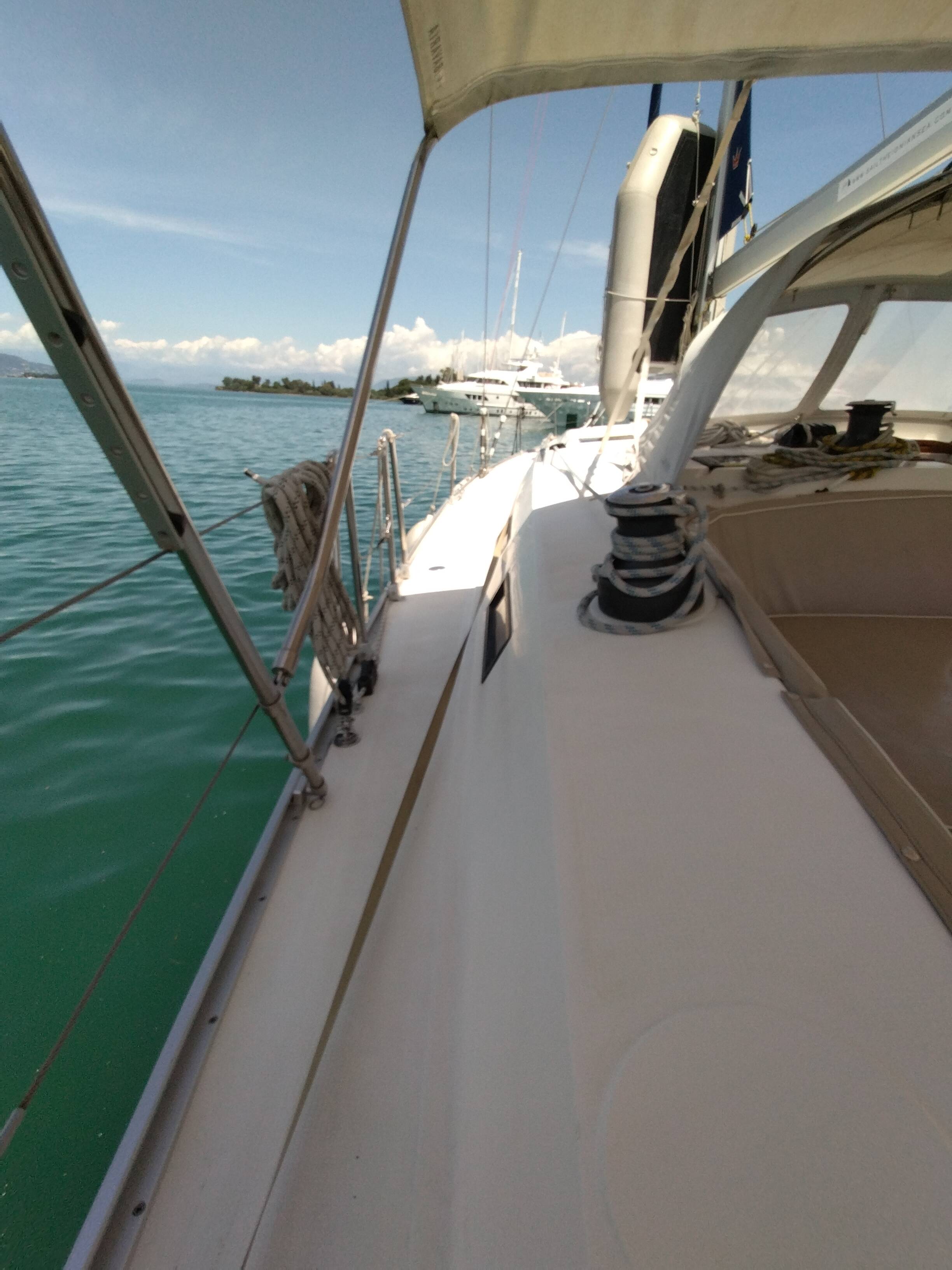 Bavaria Cruiser 51 Gin Tonic