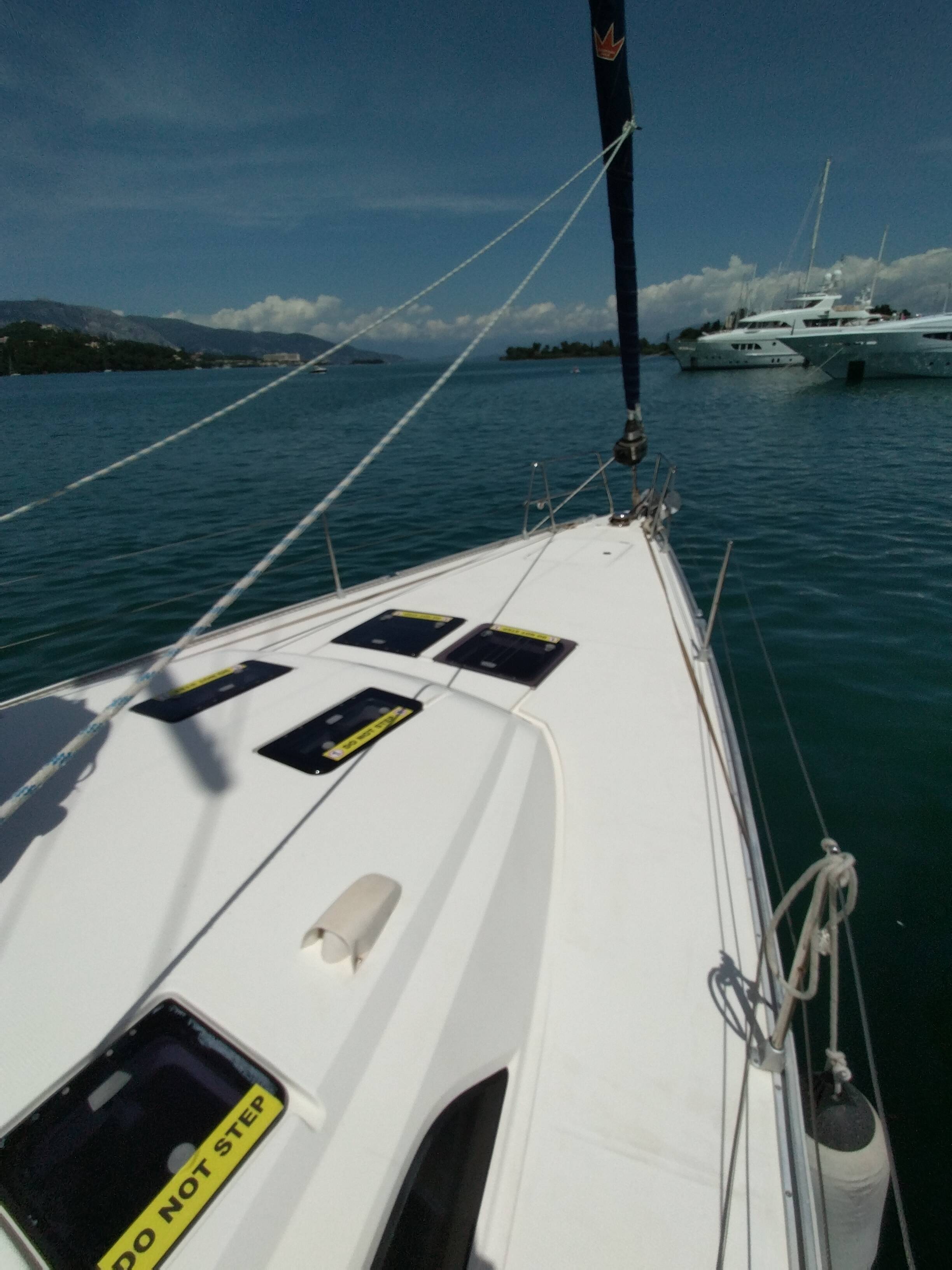 Bavaria Cruiser 51 Gin Tonic