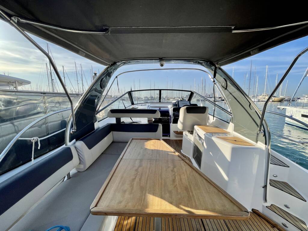 Bavaria Sport 330 Open Sunrise I