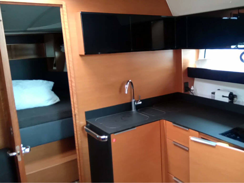 Bavaria Sport 400 Rhea