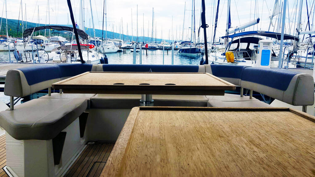Bavaria Sport 400 Rhea
