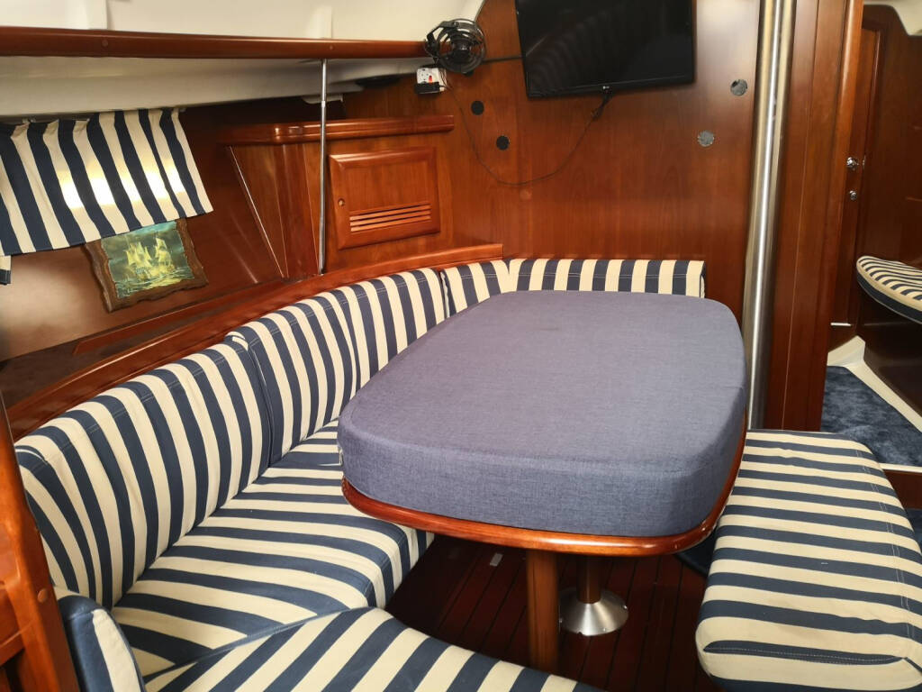 Beneteau 393 Andromeda