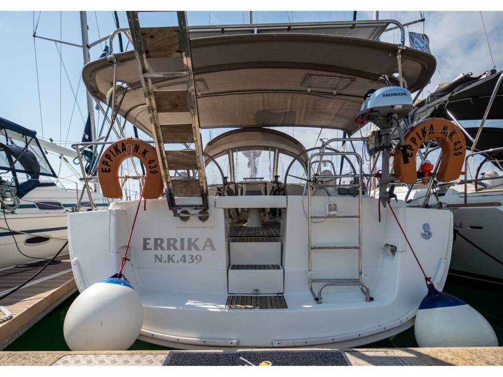 Beneteau 43 • Errika