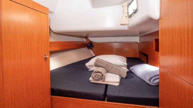 Beneteau 43 ROUALEYN