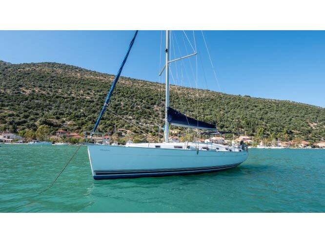 Beneteau 43 • ROUALEYN