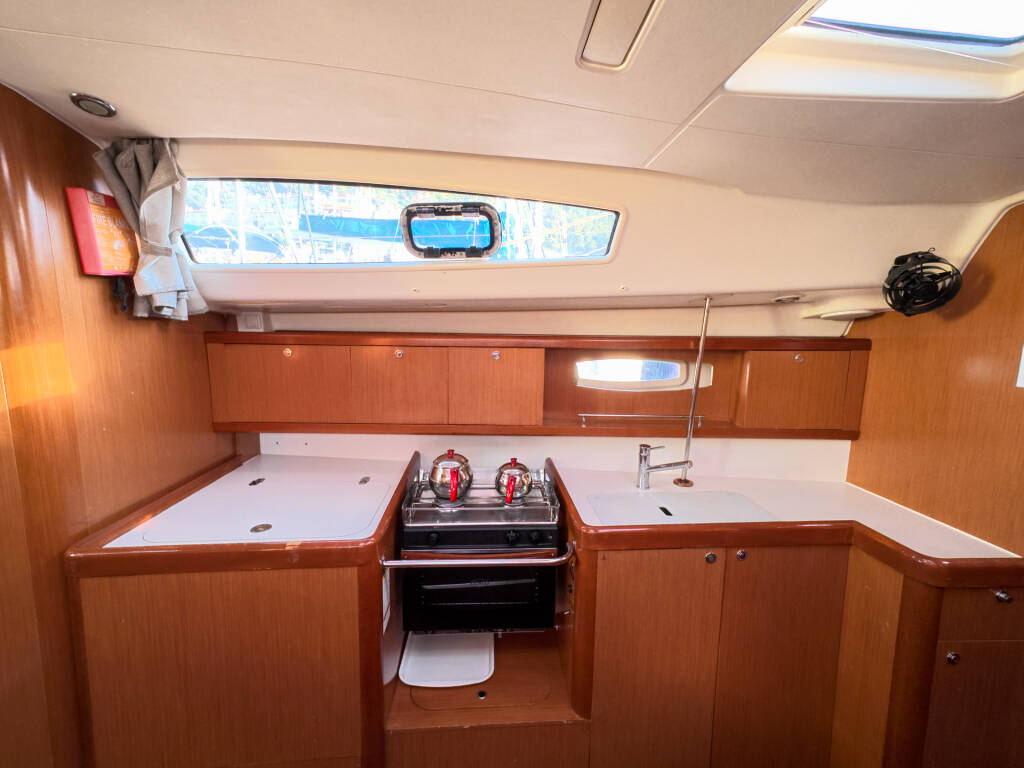 Beneteau 43 Wind Trail