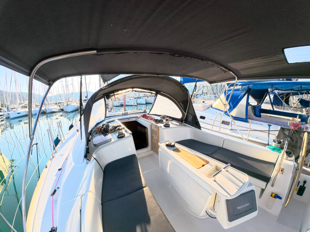 Beneteau 43 Wind Trail