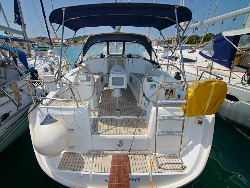 Beneteau Cyclades 39.3 • Helena