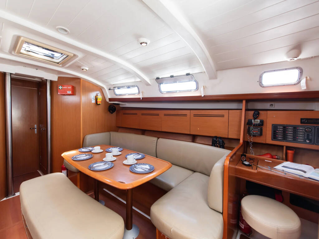 Beneteau Cyclades 43.4 Eloise