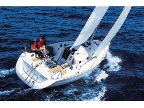 Beneteau First 31.7 • Finisterrae