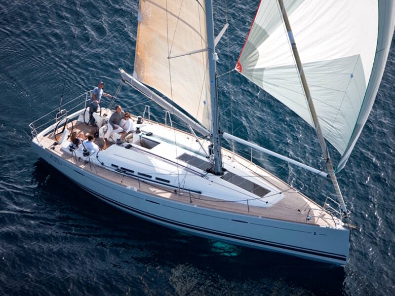 Beneteau First 45 URANIA