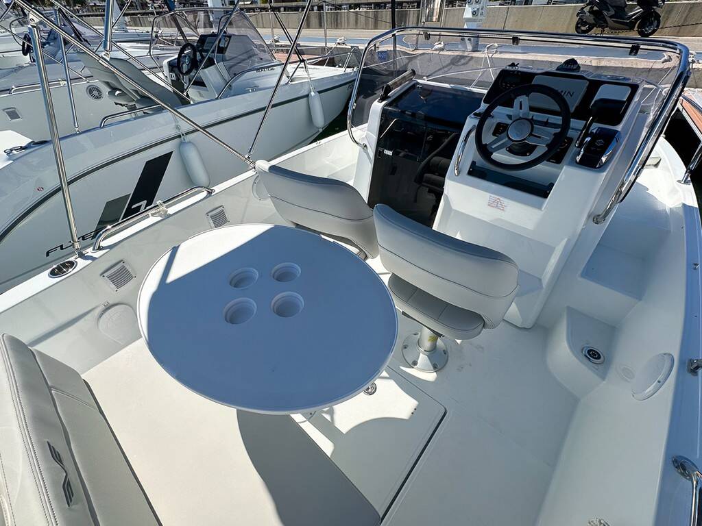 Beneteau Flyer 6 Sundeck PONENT
