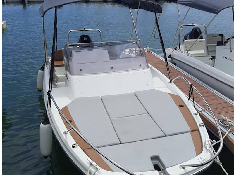Beneteau Flyer 6 Sundeck SAMSARA
