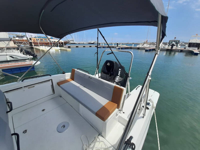 Beneteau Flyer 6 Sundeck SAMSARA