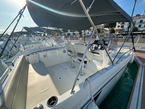 Beneteau Flyer 7 SUNdeck GARBÍ