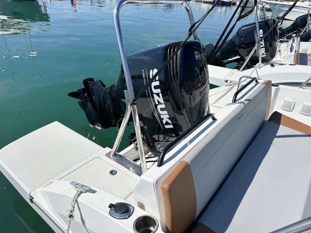 Beneteau Flyer 8 Sundeck BITELCHÚS