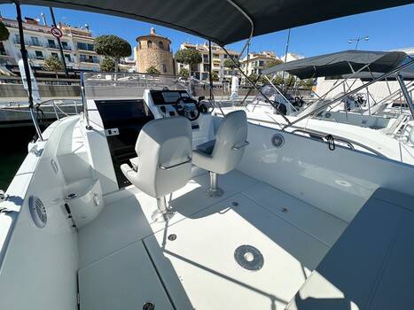 Beneteau Flyer 8 Sundeck LLEVANT