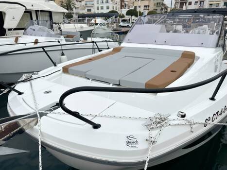 Beneteau Flyer 9 Sundeck YOUPLANET