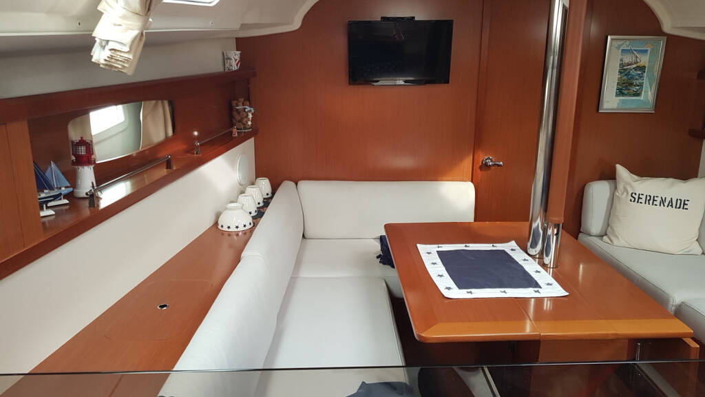Beneteau Oceanis 37 Serenade