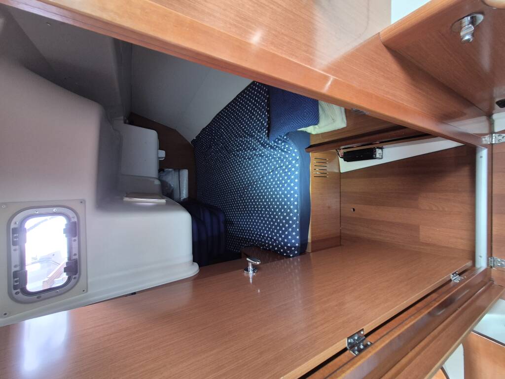 Beneteau Oceanis 37 Serenade