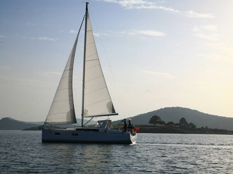 Beneteau Oceanis 38 ADA