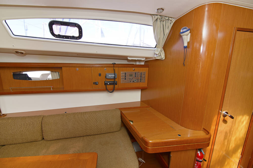 Beneteau Oceanis 43 Mataa