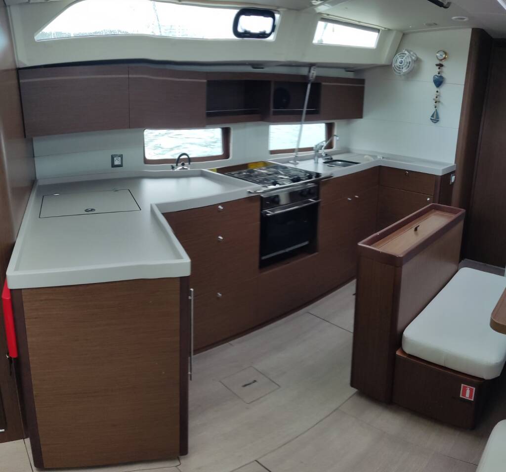 Beneteau Oceanis 46.1 4cabins Evgenia