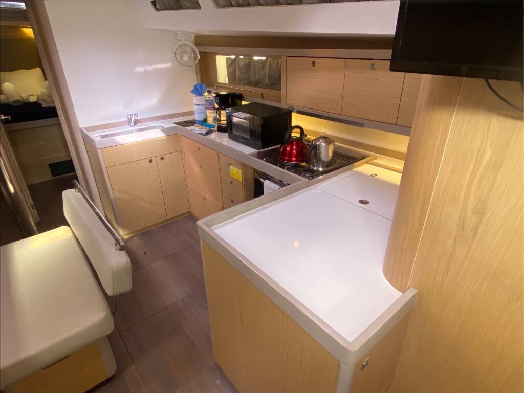 Beneteau Oceanis 48  Spirit of Adventure