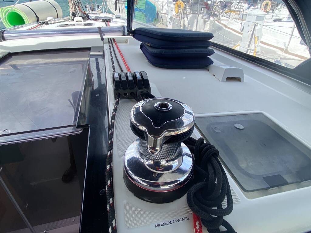 Beneteau Oceanis 48  Spirit of Adventure
