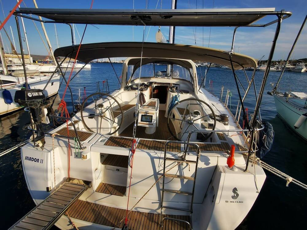 Beneteau Oceanis 50 Family Seladon II