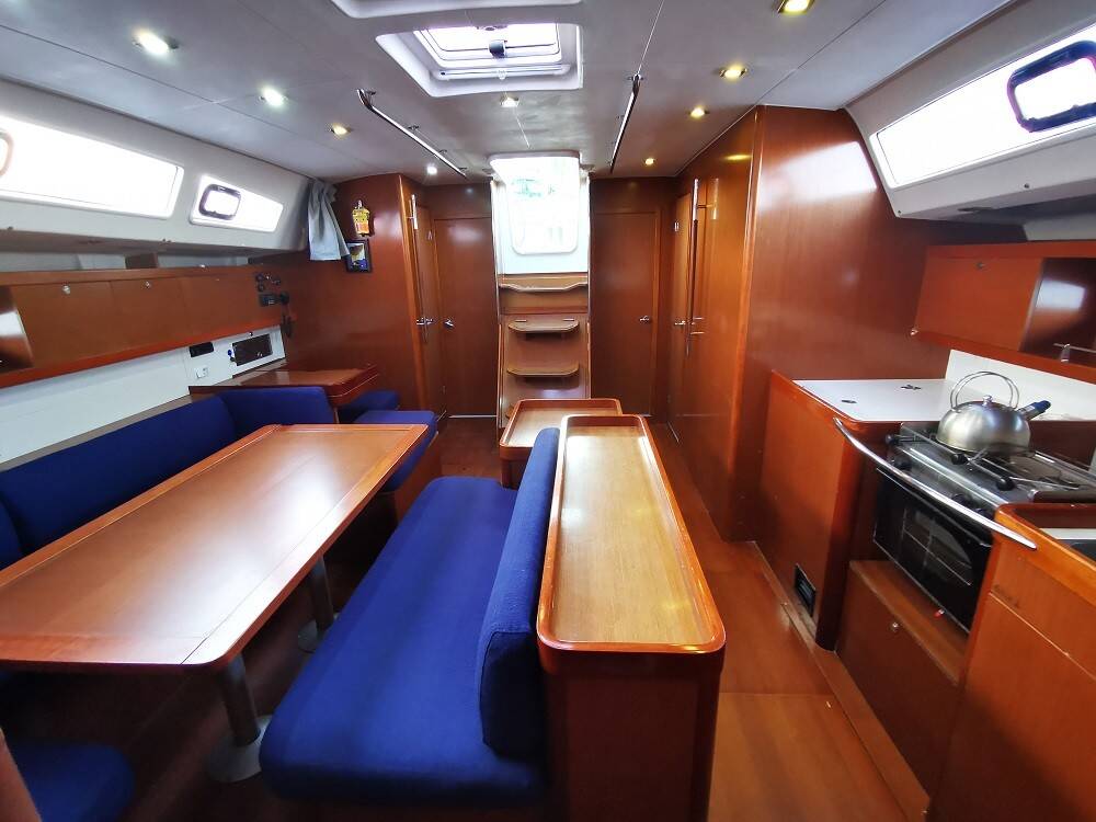 Beneteau Oceanis 50 Family Seladon II