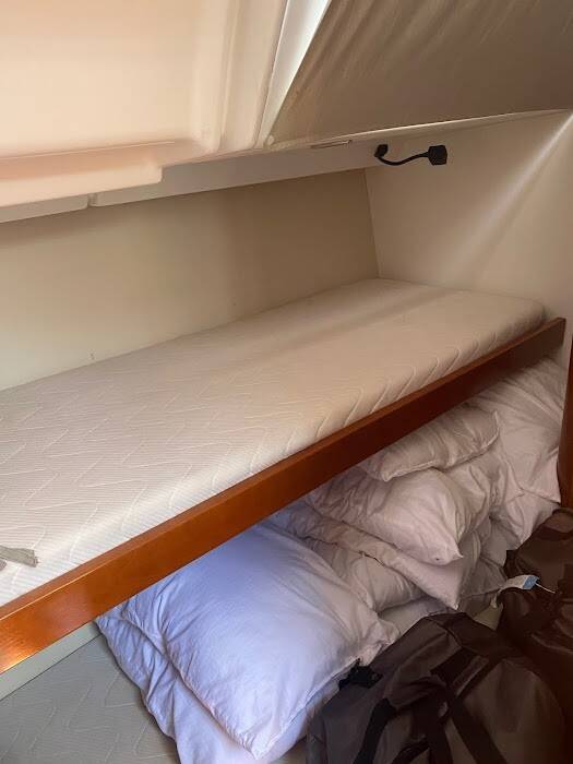 Beneteau Oceanis 50 Family Seladon II