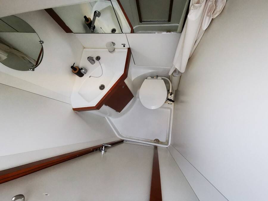 Beneteau Oceanis 50 Family Seladon II
