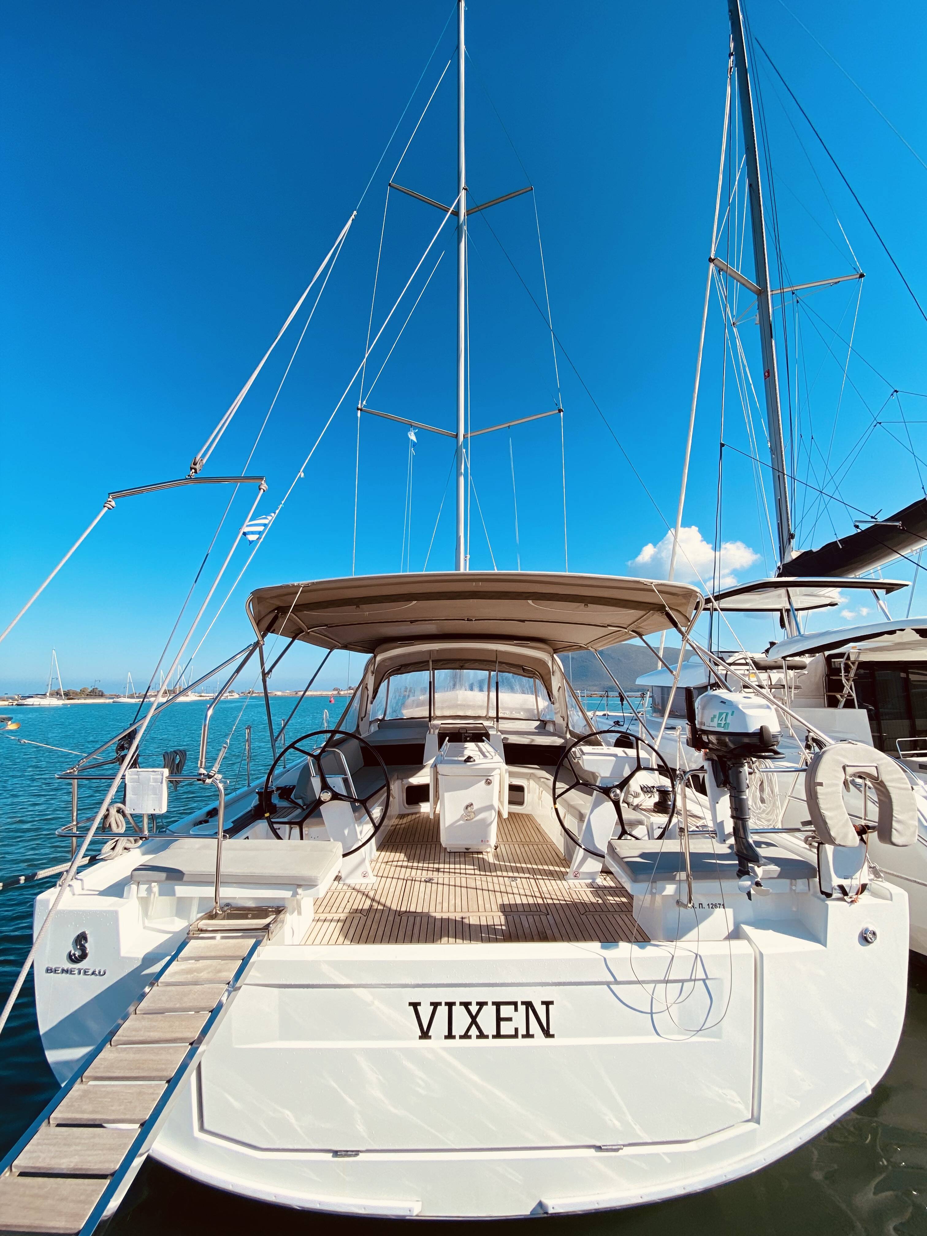 Beneteau Oceanis 51.1 Vixen (Pax 12) 